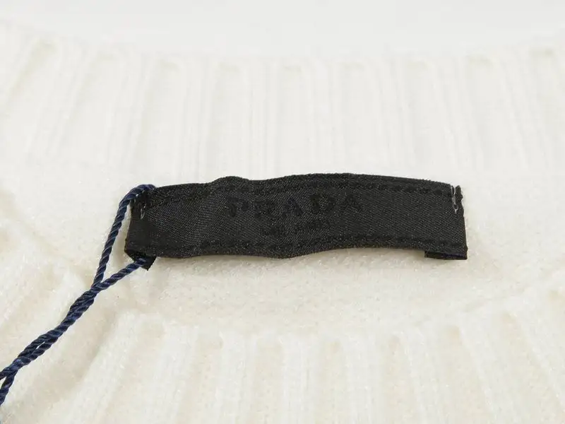 Prada S-XL tltx03 (5)